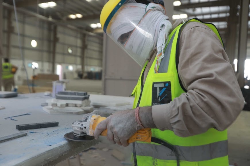 Hand Polishing / Profile Making